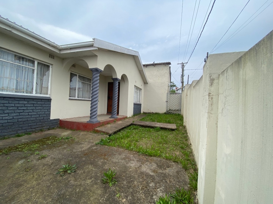 3 Bedroom Property for Sale in Mdantsane Nu 17 Eastern Cape